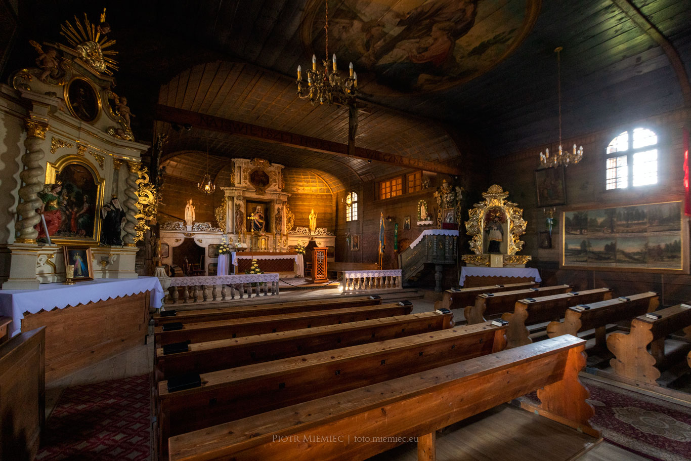 Koszęcin. Drewniany kościół pw. Świętej Trójcy