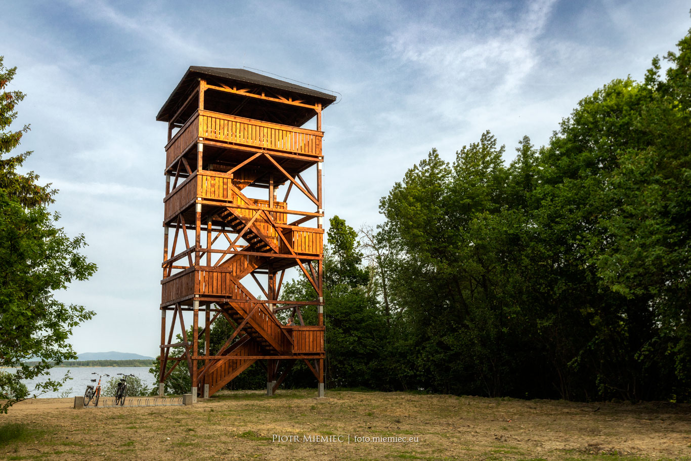 Wieża widokowa nad Jeziorem Goczałkowickim