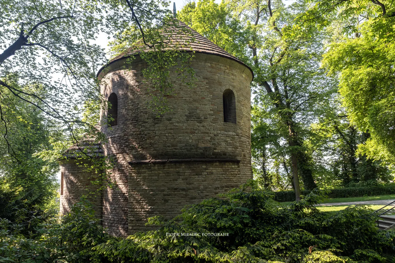 Romańska Rotunda św. Mikołaja na Wzgórzu Zamkowym w Cieszynie